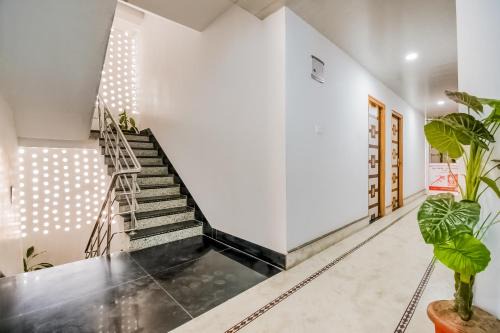 Chapra Hotel | Collection O Chhapra Railway Junction Formerly Hotel City Palace