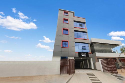 LB Nagar Hotel | Collection O Lb Nagar Near Kamineni Hospital Sunil Arcade