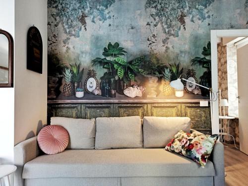 Civitanova Marche Apartamento | Colleoni 19 Parigi, Appartamento superior con corte privata