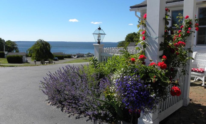 Belfast Cabina | Colonial Gables Oceanfront Village