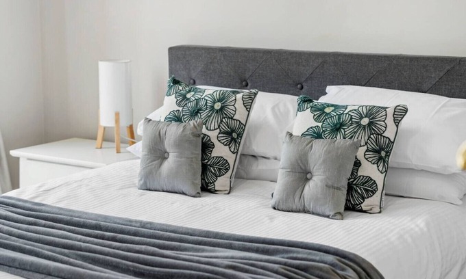 Alfredton Casa | Colonial Court Retreat:Spacious Stay Near Vic Park