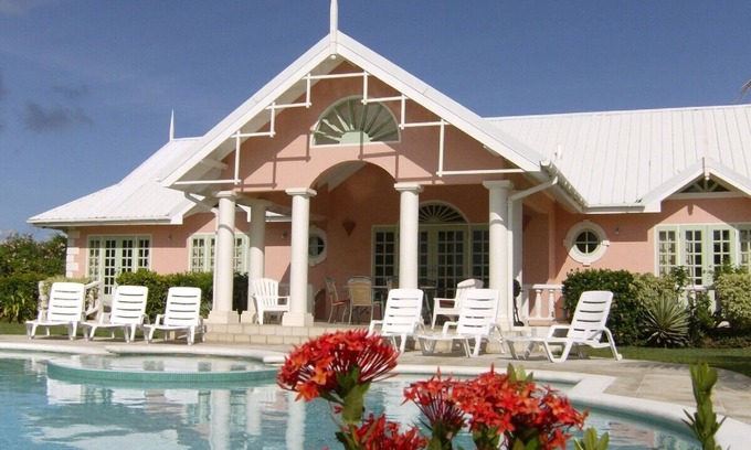 Lowlands Villa | Villa de estilo colonial en Tobago Plantations Golf, Beach & SPA Resort