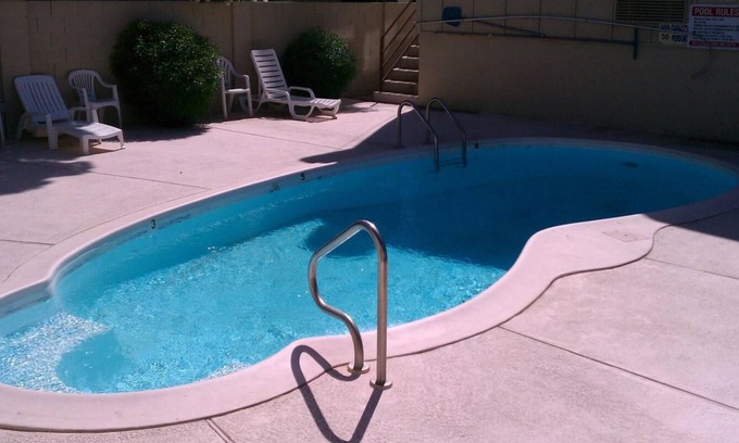 Bullhead City Hotel | Colorado River Value Inn