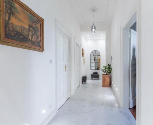 Celio Apartamento | Colosseum Apartment, 3 bedrooms, 3 baths, large living room with a sofa bed, the apartment can accommodate 8 people