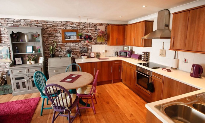 Welwyn Garden City Apartamento | Colourful Quirky Apartment Opposite Shire Park