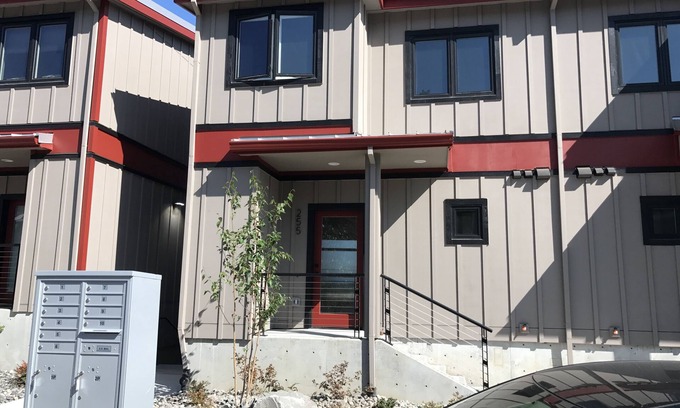 Troutdale Casa | Columbia Gorge Industrial Loft en 2nd Street - 2 recámaras más Den
