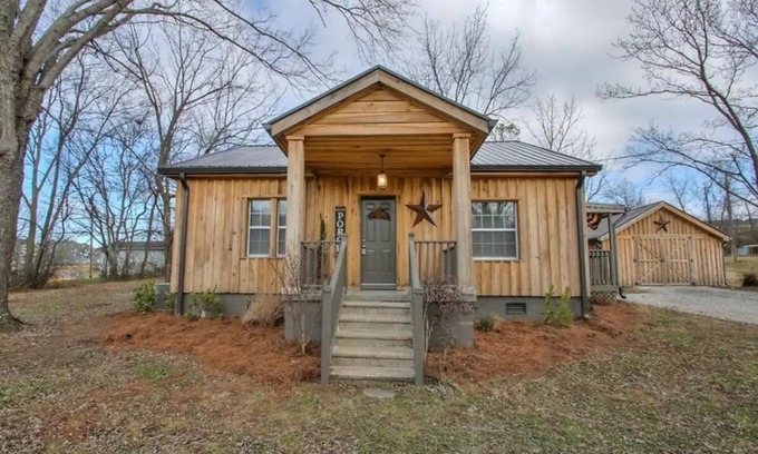 Columbia Casa | Columbia Rock Cabin in Muletown
