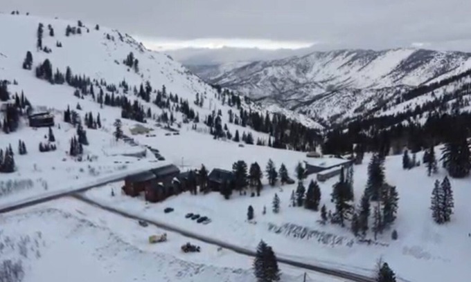 Powder Mountain Apartamento | Columbine Inn 104 ski-in ski-out Powder Mountain hotel room for up to 4 guests