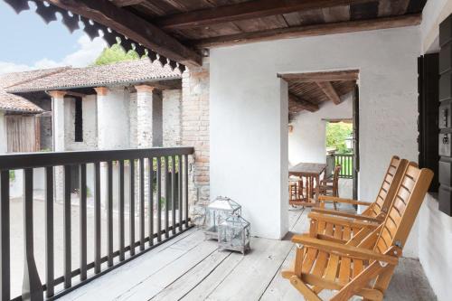 Santa Giustina Apartamento | Colvago La Corte Spectacular Ancient Country House