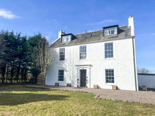 Kirknewton Casa | Colzium Farmhouse