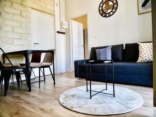 Gares Apartamento | Comédie ST-Roch - T2 - Hypercentre Gare - CLIM & NETFLIX