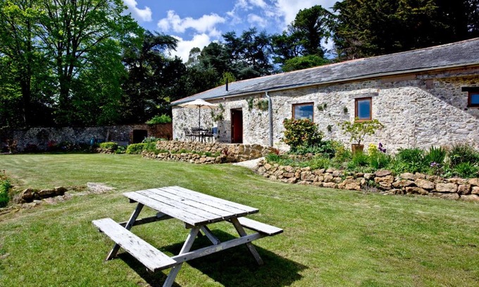 Wadeford Casa | Combe Barn