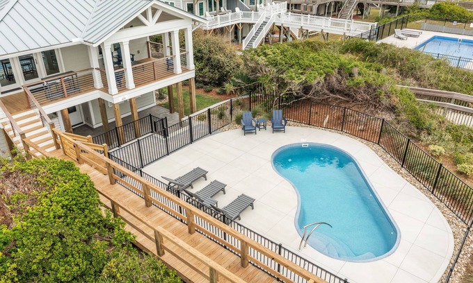 Emerald Isle Casa | Come Away – Brand New 5BR Oceanfront, Sleeps 10, Private Pool, Dog Friendly