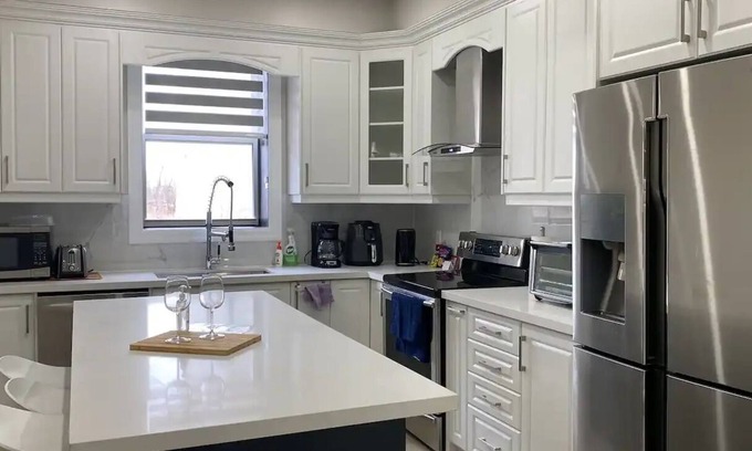 Niagara-on-the-Lake Casa | Come enjoy your stay at Niagara-on-the-Lake Inn!