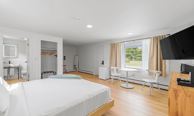 Manchester Center Condominio | Come experience Weekender and get in touch with your creative side!