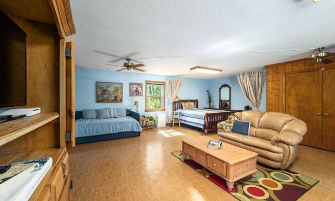 Silver Springs Apartamento | Come & get Away from it all!