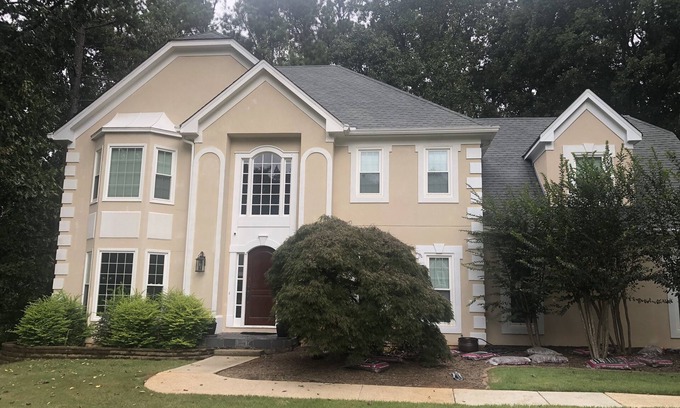 Snellville Casa | Come rest your head in this fully equipped 4 bedroom 4 bathroom home