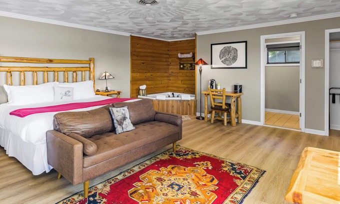 Eagle Bay Condominio | Come stay at Great Pines for amazing views!