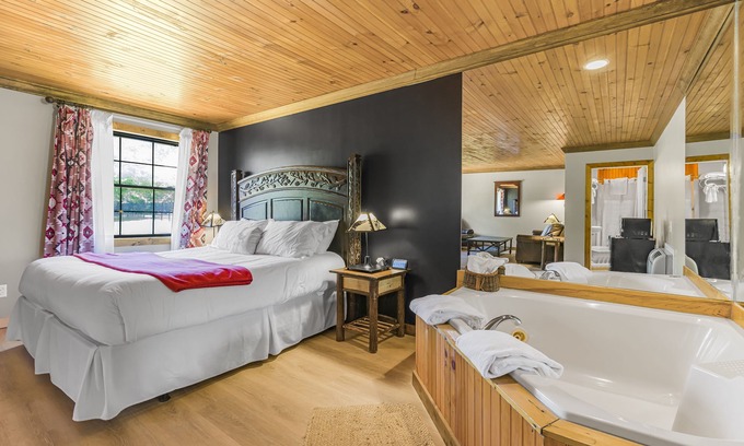 Eagle Bay Condominio | Come stay at Great Pines for amazing views!