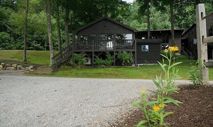 Weare Complejo | Come stay at our four season resort!