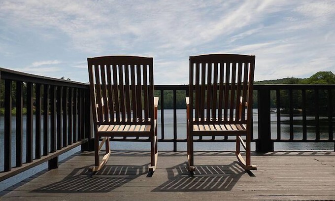 Weare Complejo | Come stay at our four season resort!