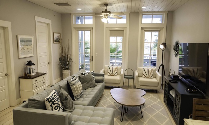 Cinnamon Shore Condominio | ¡Quédate con nosotros en nuestro condominio de Shorehaven! Amplio y relajante 2 habitaciones / 2 baños