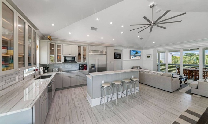 North Captiva Casa | Come Together-consist of 2 Homes4 Golf Carts2 pool