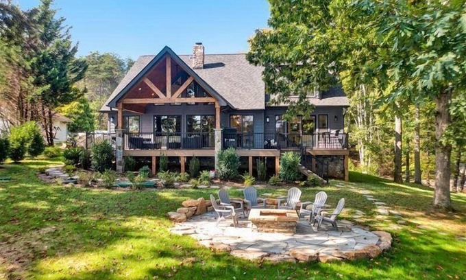 Huddleston Casa | Come Visit "Craddock Point"!