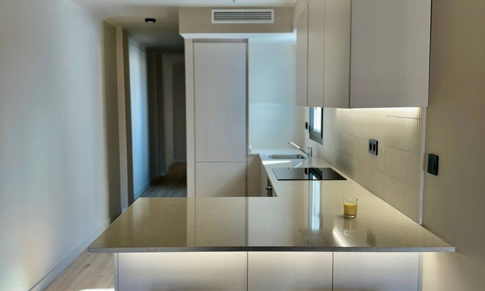 Santa Coloma de Gramenet Apartamento | Piso confortable con estilo.2A