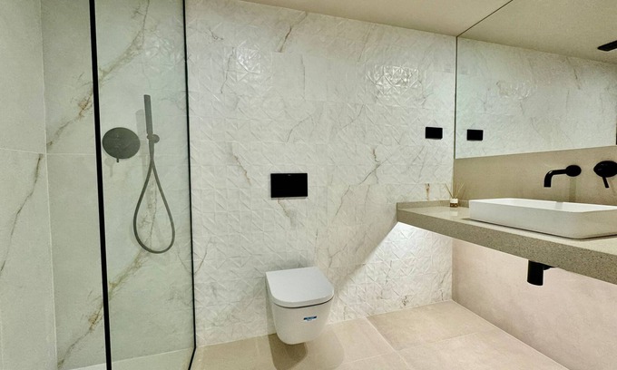 Santa Coloma de Gramenet Apartamento | Piso confortable con estilo. 3A