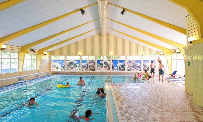 Stadtkyll Casa | Comfort 4-person bungalow in the holiday park Landal Wirfttal