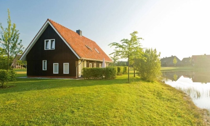 Nooitgedacht Casa | Comfort 8-person farmhouse in the holiday park Hof van Saksen