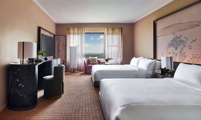Central Park South Hotel | Comfort and Convenience! 4 Spacious Units, Short Drive to Empire State Building!