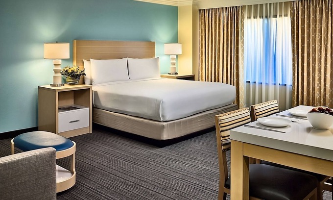 Gwinnett Place Hotel | Comfort and Convenience! 3 Amazing units. Enjoy Swimming Pool Access and Parking