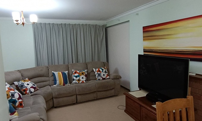 Floreat Casa | Comfort and Convenient