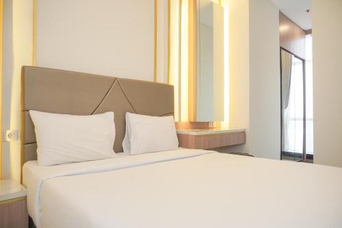 Bendungan Hilir Apartamento | Comfort and Elegant 2BR Sudirman Suites Apartment By Travelio