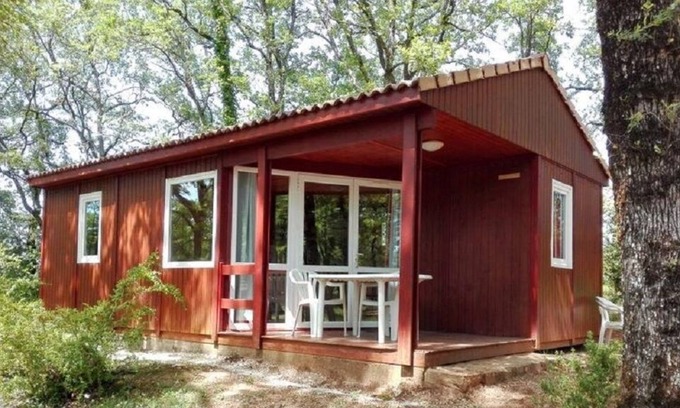 Saint-Cirq-Lapopie Chalet De Esquí | COMFORT CHALET IDEAL FOR 1 FAMILY WITH 3 CHILDREN OR 2 COUPLES (3)
