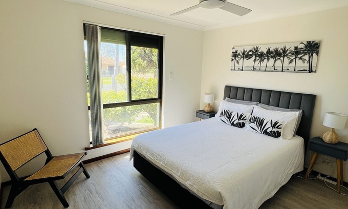 South Bunbury Casa | Comfort & Convenience Entire South Bunbury home ~ Families/Workers ~Netflix~Wifi