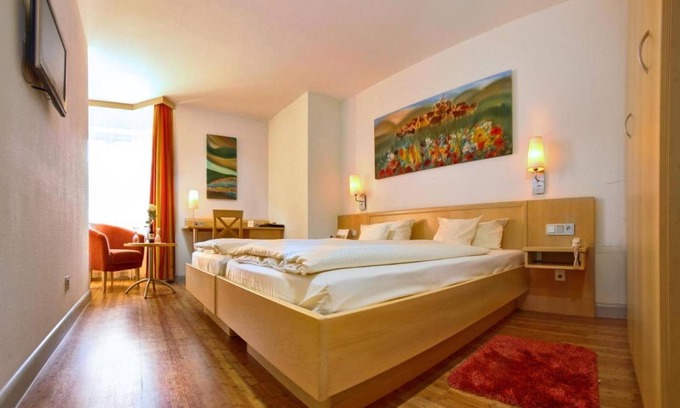 Ehingen Apartamento | Comfort double room with shower and WC