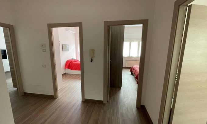 Prenestino-Centocelle Apartamento | Comodidad a cinco paradas del centro