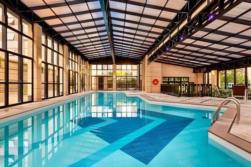Pinheiros Apartamento | Comfort Flat Pinheiros em Hotel 4,5 estrelas