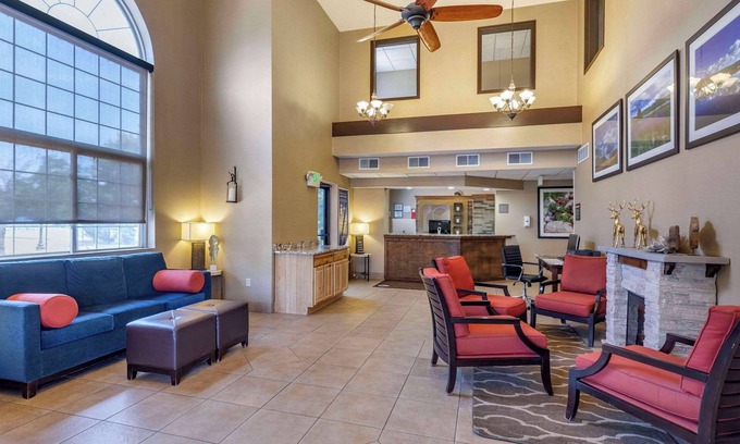 Wheat Ridge Hotel | Comfort Inn Denver West Arvada Station