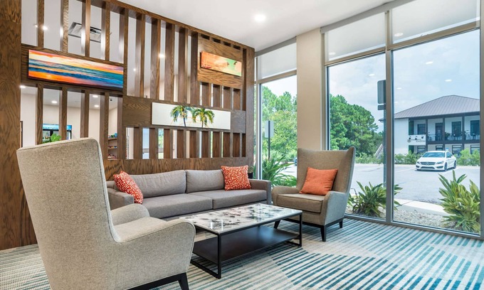 Miramar Beach Hotel | Comfort Inn Miramar Beach-Destin