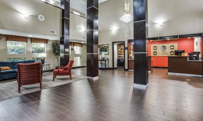 Dallas Hotel | Comfort Inn & Suites Love Field - Dallas Market Center