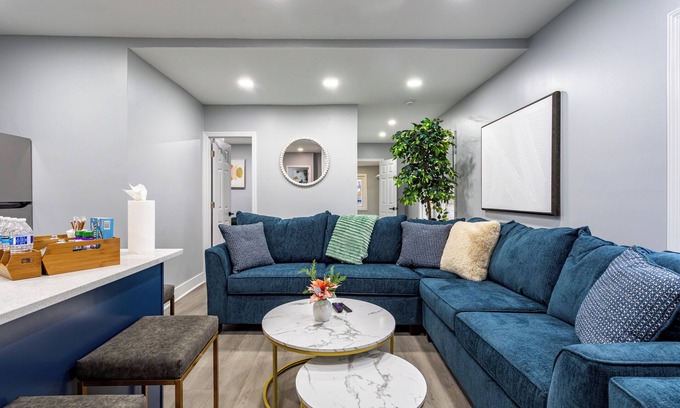 New Rochelle Apartamento | Comfort Meets Style 3-bedroom apartment with WiFi and Parking Close to NYC