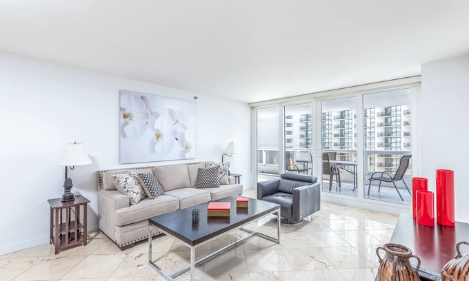 Downtown Miami Apartamento | Comfort, Space and Perfect Sunset