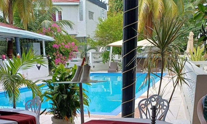Rodney Bay Hotel | Comfort Suites 5 Mins from Beach
