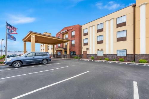 Summit Station Hotel | Comfort Suites Columbus