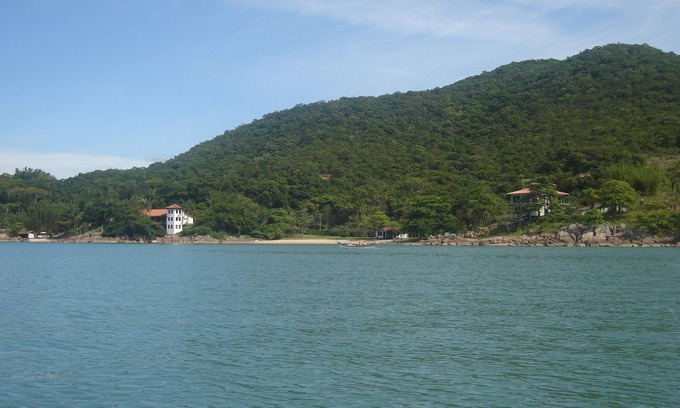 Governador Celso Ramos Casa | Confortable Casa orillas del agua y la playa frente Florianópolis