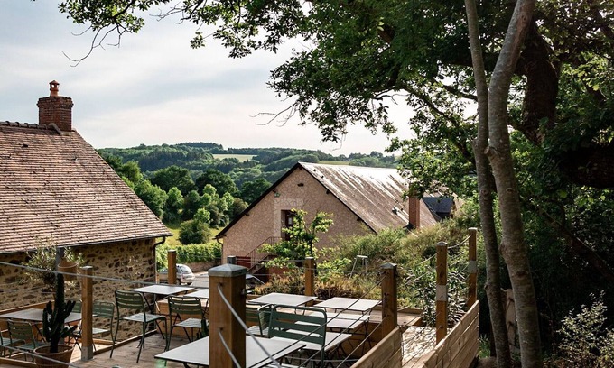 Saint-Leonard-des-Bois Cabaña | Casa rural acogedora con Wi-Fi, sauna, cercana a actividades naturales
